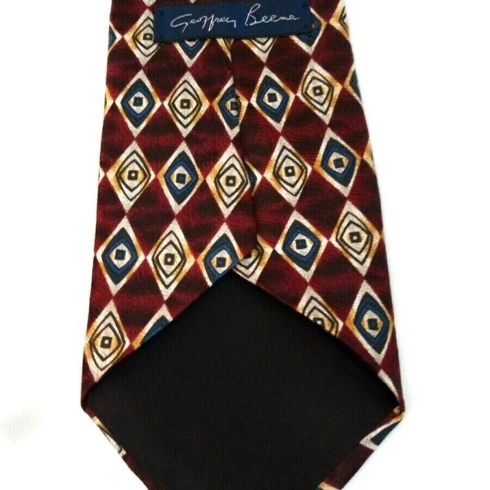 Geoffrey Beene Silk Red Geometric Tie - Picture 4 of 4